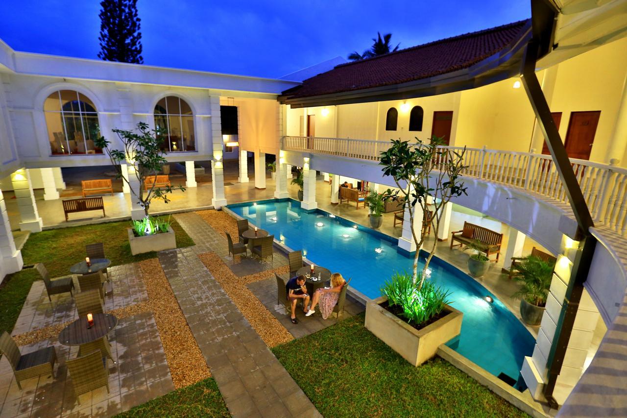 Hibiscus Beach Hotel & Villas Kalutara Exterior photo